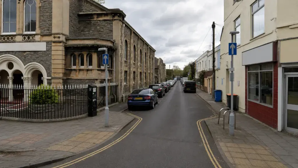 Newton Street turning beside the Chapel, the walking route to Little Wise Kids nursery entrance